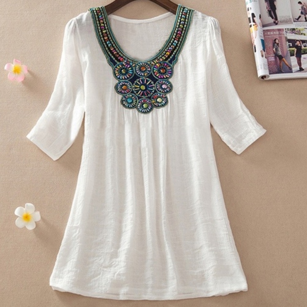 White Embroidered Top - Picture 2 of 3